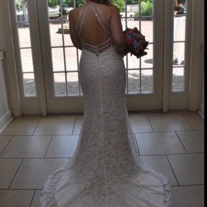 Maggie Sottero Ivory Lace Wedding gown